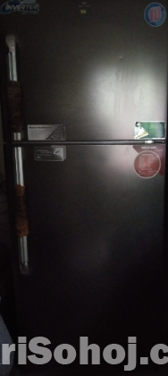 Walton Refrigerator 30 CFT, 555 L